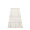 Šedý tkaný vinylový koberec běhoun Pappelina Fossil grey/Stone metallic, kostkovaný