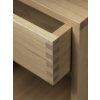 designový stolek Radius z dubového dřeva