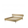 designová postel Radius z dubového dřeva