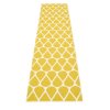 žlutý, tkaný vinylový koberec běhoun Pappelina Otis Mustard, vzor kapky