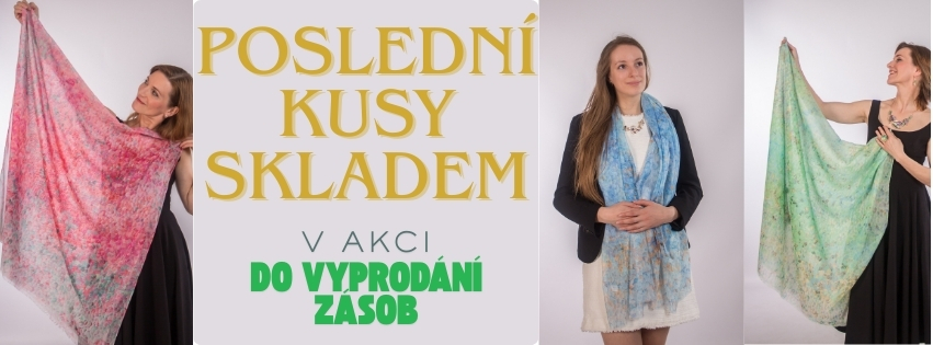 fotka s bižuterií nebo šátkem