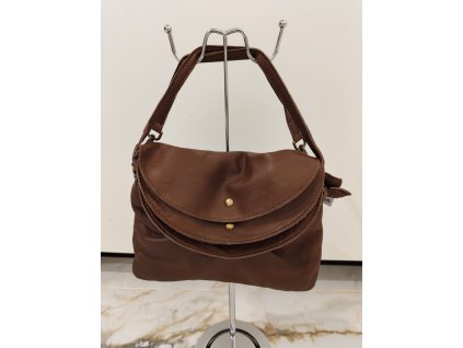 Kožená kabelka s kapsami