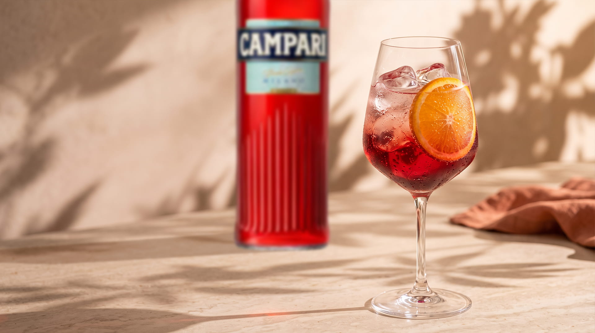 Campari Spritz: výraznější italský drink v poměru 3–2–1
