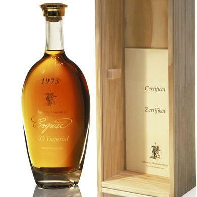 ALBERT DE MONTAUBERT COGNAC 1973 40% 0,7l (Dřevěný obal)