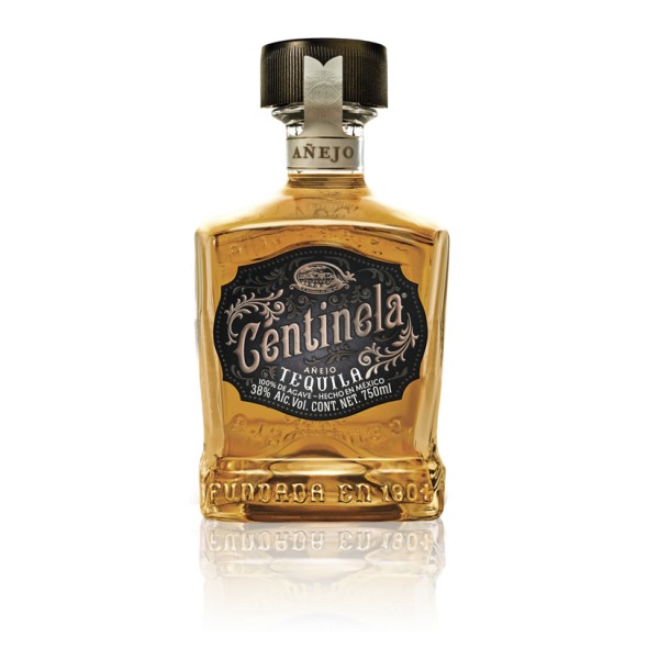 TEQUILA CENTINELA ANEJO 100% AGAVE 40% 0,7l (Karton)