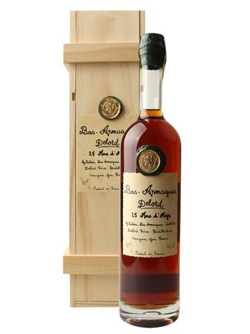 ARMAGNAC DELORD 25 ANS D´AGE 40% 0,7 (Dřevěný obal)