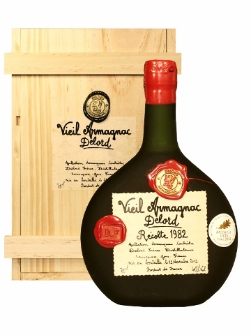 ARMAGNAC DELORD MILLÉSIMÉS 1982 40% 0,7l (Dřevěný obal)