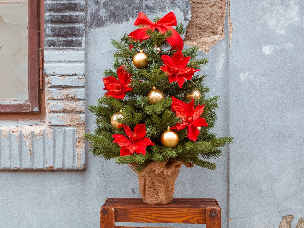 Vánoční stromek ozdobený HVĚZDNÝ TŘPYT 75 cm