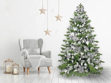 43876 17 ozdobeny stromecek kral zima 270 cm