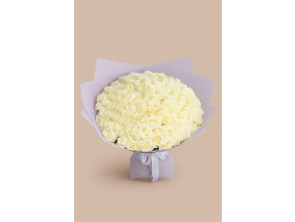 Kytice bílých růží 3