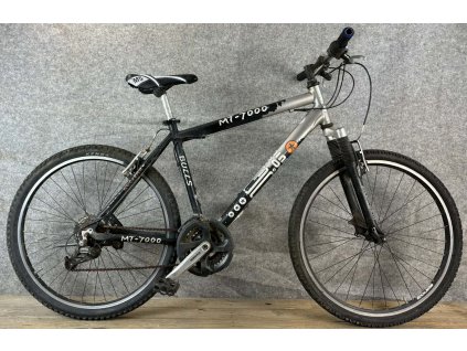 00e3695b 76d4 49f7 9c9a 80b523a4826f