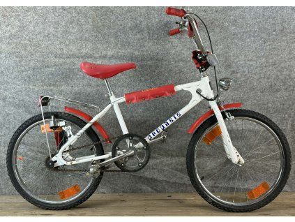 8f7f75ba 56bf 4e26 af57 edffafca876c