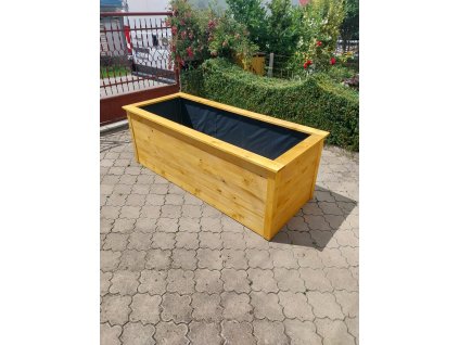 Vyvýšený záhon masív