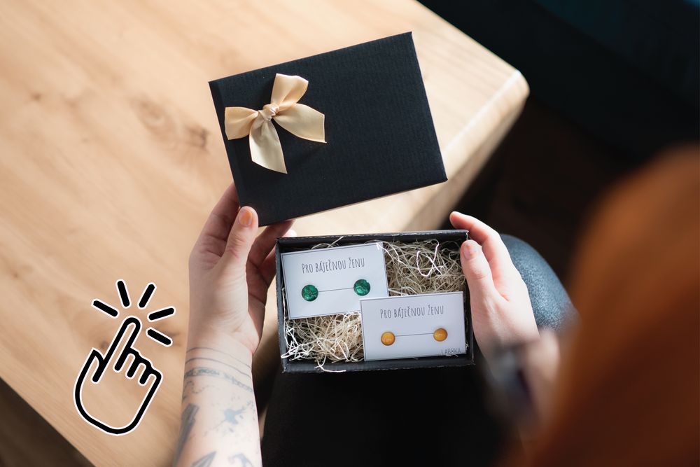 🎁 Jak vybrat náušnice jako dárek (kompletní průvodce)
