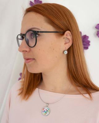 Pes nebo kočka? 🐕🐈Máme oboje! Stačí se podívat na www.laboka.cz, ručně vyráběné šperky čekají na nové majitelky. Budou vám...