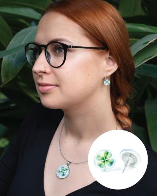 Čtyřlístek. Štěstí, které můžete mít stále u sebe. ✨ Malý talisman pro každý den. Mrkněte na náš e-shop 👉 www.laboka.cz...