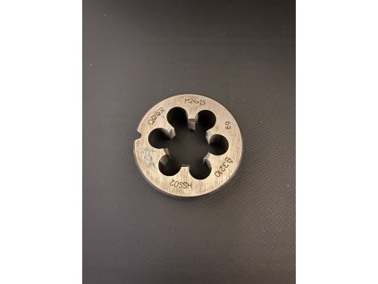 Závitové očko M24x1,5 - ČSN 223210 - HSS - NAREX - 6g