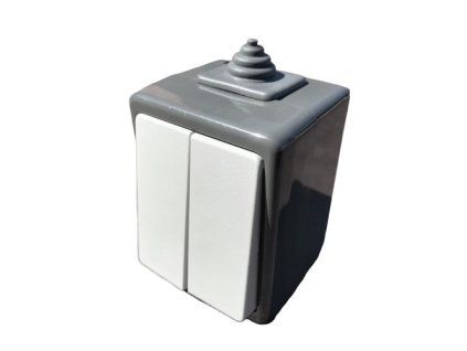 č5 šedý