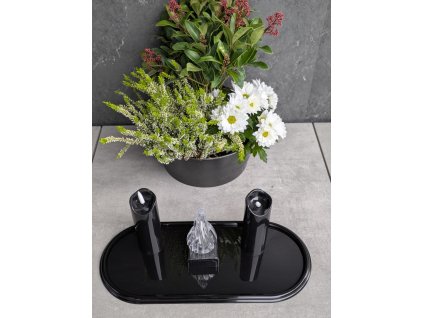 Čierney plastový stojan na sviečky