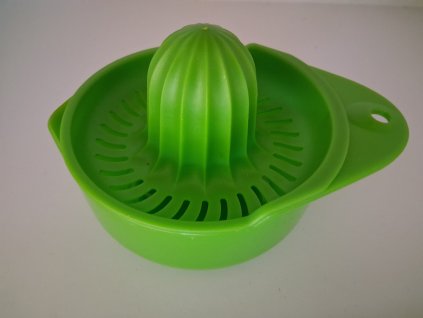 Plastový lis na citrusy