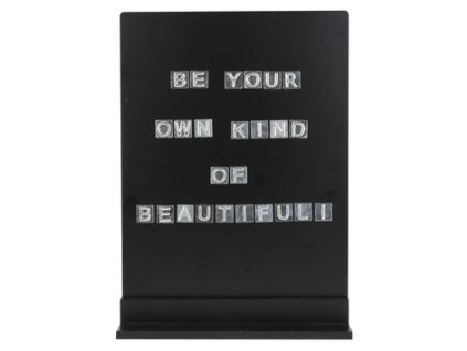 Magnetická tabule s písmeny