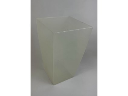 Plastový obal na květináč