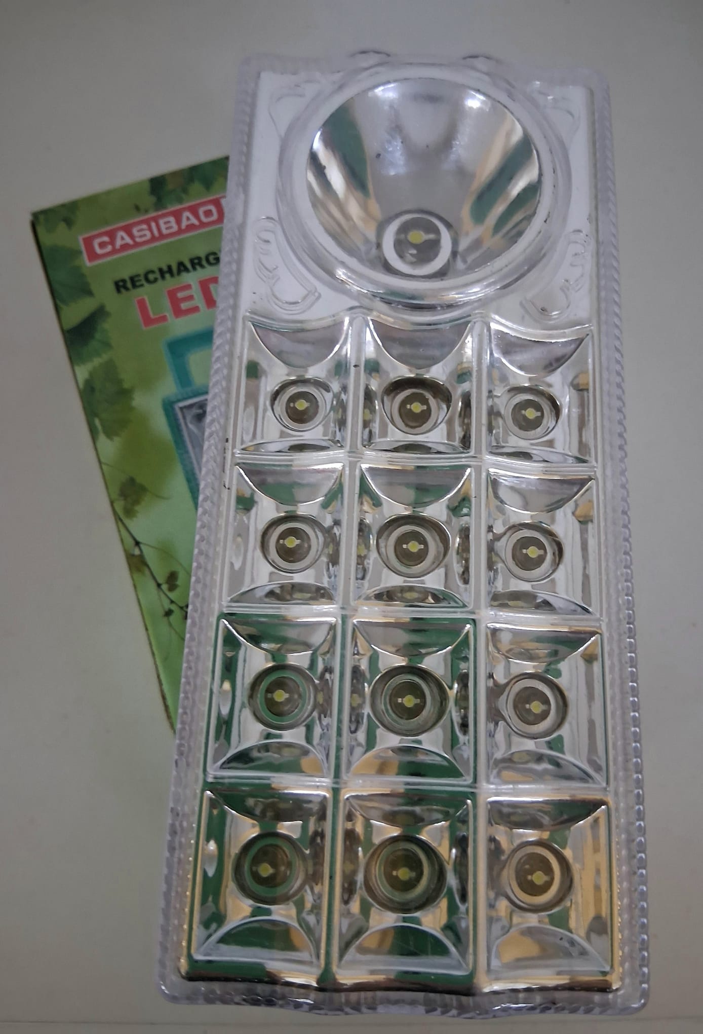 LED svietidlo 12+1