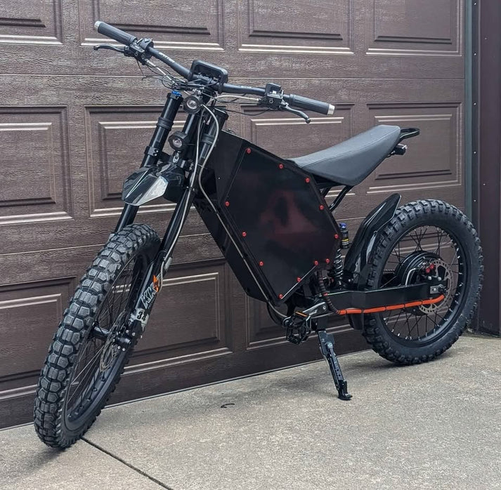 Elektromotorka černá