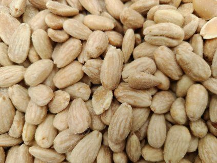 Mandle blanžírované pražené solené 500g