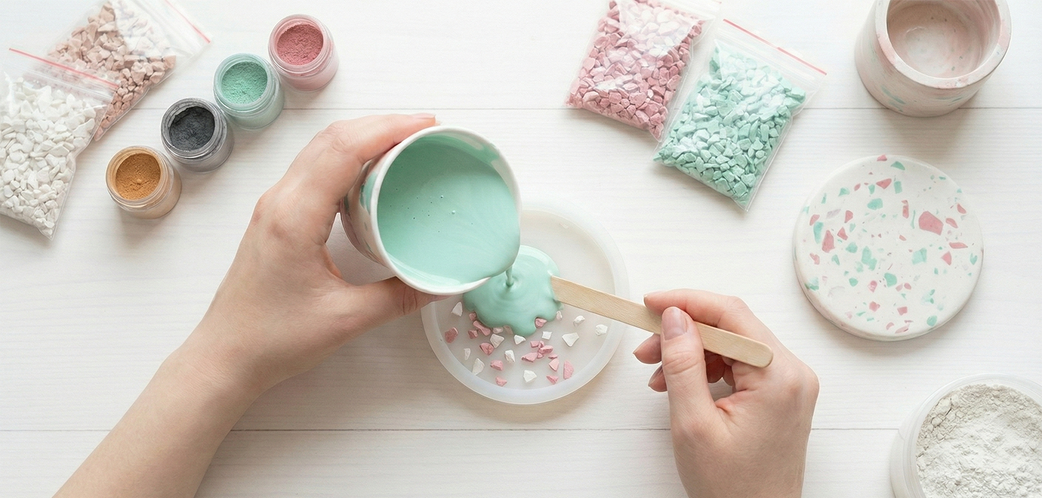 Jesmonite: Ekologický zázrak, který pobláznil svět DIY. Jak s ním začít?