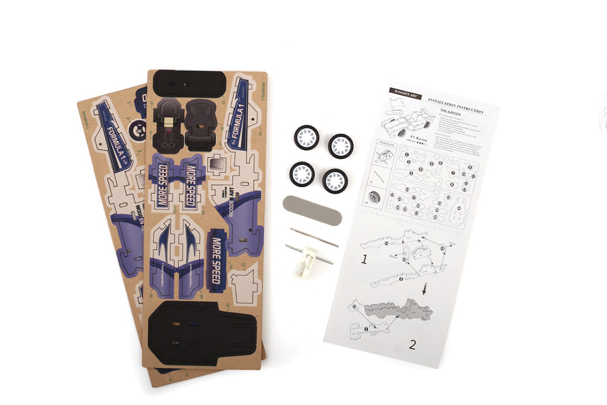 Dřevěný 3D model Formule 1 2