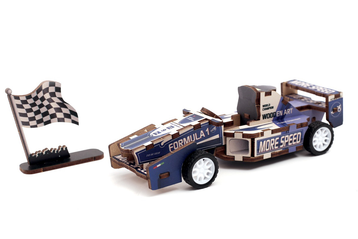 Dřevěný 3D model Formule 1 3