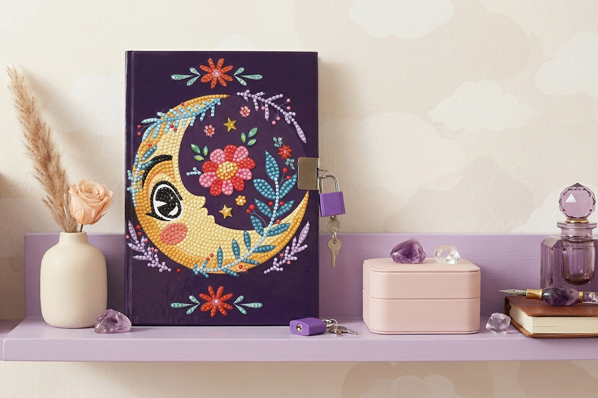 Tajný deník zdobený diamantovým tečkováním