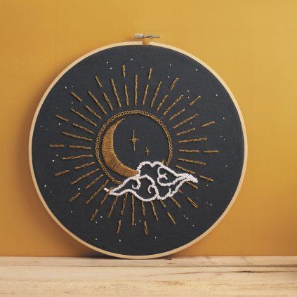 sada na vysivani nebe