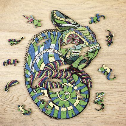 drevene puzzle chameleon 2