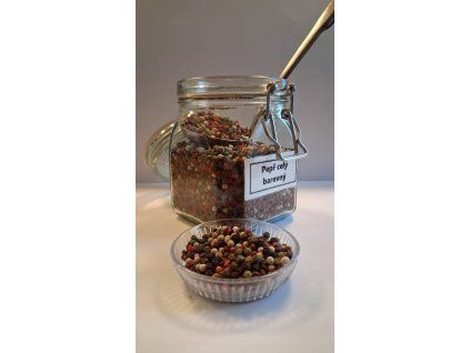 Pepř celý barevný