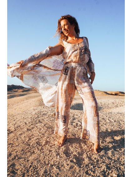 pouštní set královny ze sáby judita berkova pro modré a hnědé oči 08