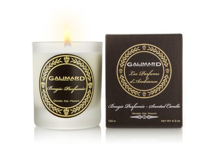 Vonná svíčka v mléčném skle se zdravým hořením z Provence parfumerie Galimard eshop Amande Lux