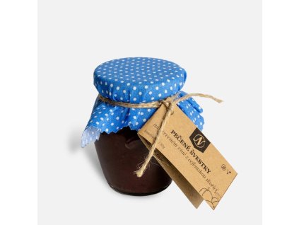 1118 4 130 pec ene s vestky1 na c ervene m vine