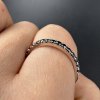 Prsten s černými diamanty „Eternity“