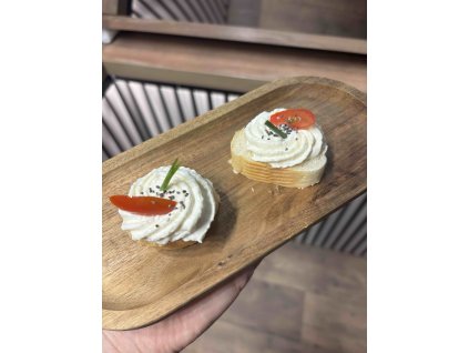 Jednohubka parmezán