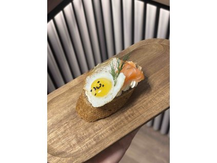 Kanapka uzený losos