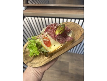 Salámový chlebíček