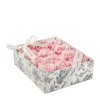 coffret de 12 roses en feuilles de savon rose et blanches parfum rose (1)