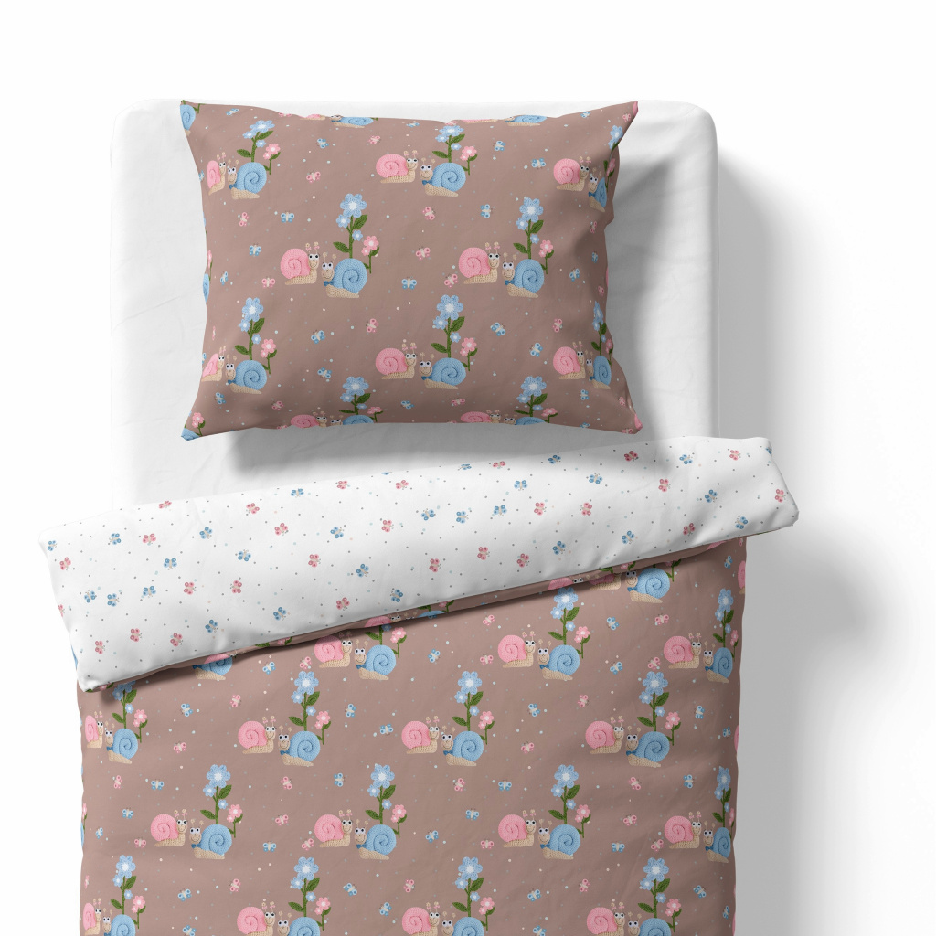 Children's bedding - Colorful snails - brown