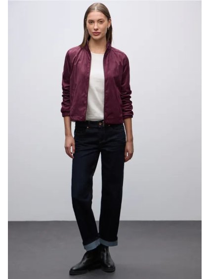 e43a00c5 a500 4316 8a70 23a87029d600