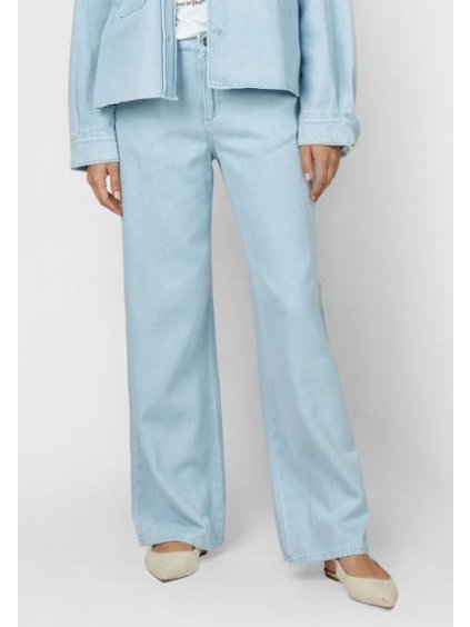 a073cedb 3906 4838 a8a4 461d788fcd1d