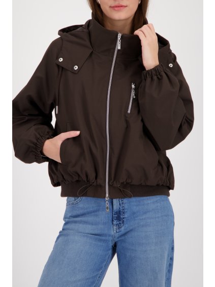 410365 564 Model Front 1200