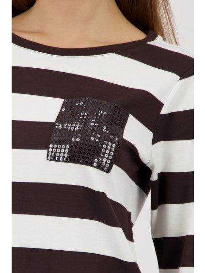 7f0fee0a de10 4ca7 9798 e4d57aaca4e1