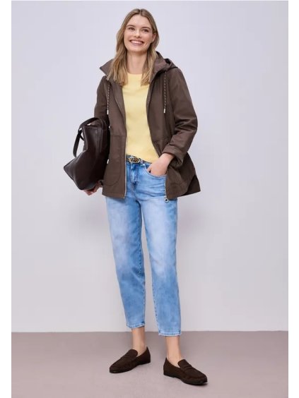 f7b2c097 b1f6 4d72 85ad 210d0e66ee58